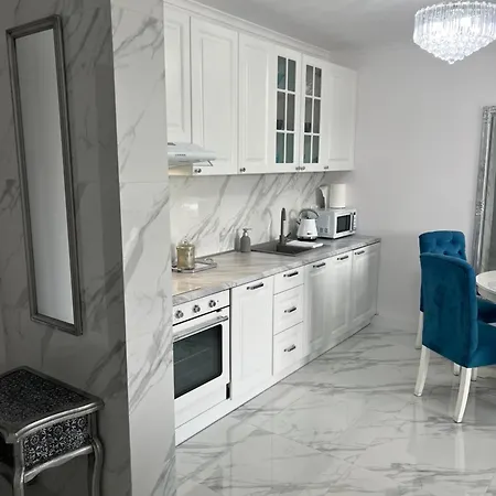 Cyprian De Lux Z Ogrodem Apartament *