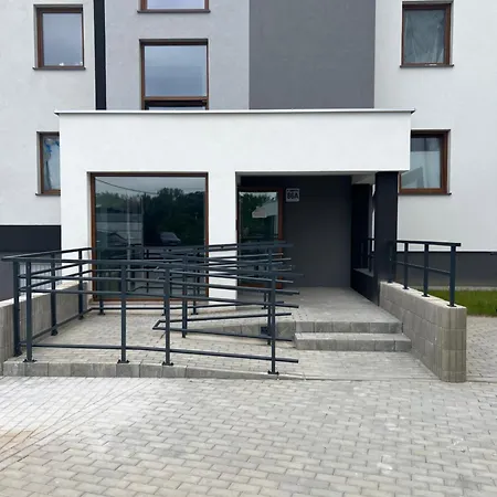 Apartment Cyprian De Lux Z Ogrodem
