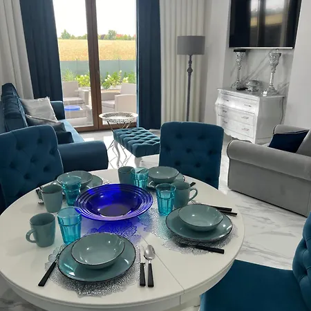 Apartment Cyprian De Lux Z Ogrodem *