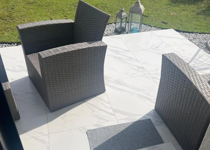 Cyprian De Lux Z Ogrodem